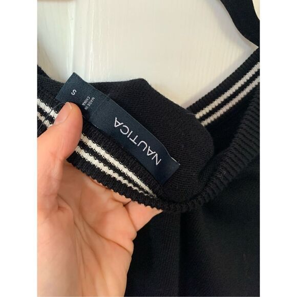 Nautica men’s small sweater  - Picture 3 of 3